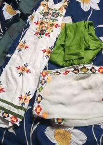 3 Pic Suit Good Condition