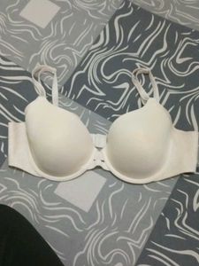 Classic White Full Coverage Bra with free panty
