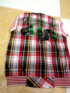 Stylish Plaid Sleeveless jacket for Boys