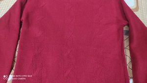 Red Wollen Beautiful Design Top❤