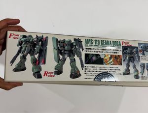 Bandai Master Grade (MG) Geara Doga 1/100 Unbuilt