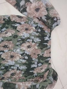 Floral Ruched Puff Sleeve Top