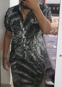 Satin Body Fit Dress 2 Pockets Smokey Pattern