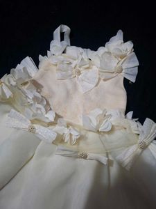 Adorable Girls' Party Dress
