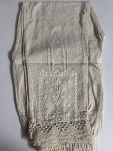 Elegant Kurta Set with Intricate Embroidery