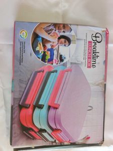 Breaktime Lunch Box with free gifts