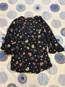 Chic Floral Print Bell Sleeve Top