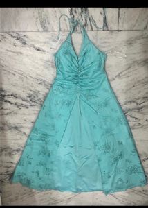 Beautiful Gown With Cape Look
