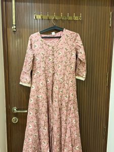 Beautiful Pink Floral Print Kurta