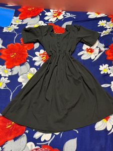 Chic Black Puff Sleeve Dress