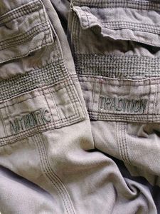 Cargo Authentic Tradition brown pants