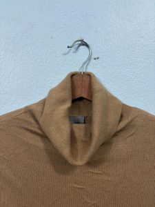 H&amp;M Classic Brown Turtleneck Sweater