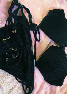 Black Textured Bikini set👍