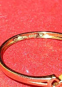 Elegant Gold Heart Ring 18 carat