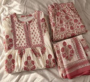 Floral 3 piece Kurta Set