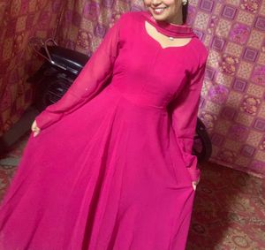 Beautiful Fuchsia Gown with sweetheart neck