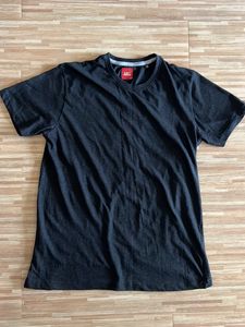 Price Dropped | Men XL New T-shirt | Dark Grey