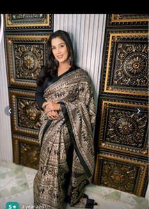 Elegant Black &amp; Beige Saree🖤