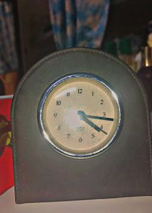 Saudi Arabia Vintage Desk Clock