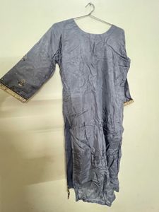 Elegant Grey Embroidered Kurta