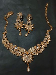 Beautiful Golden Set
