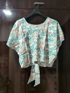 Floral Tie-Front Crop Top