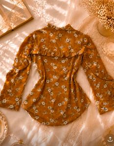 Cute Floral Ruffled top