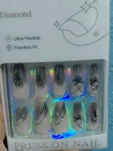 Diamond Press On Nails -