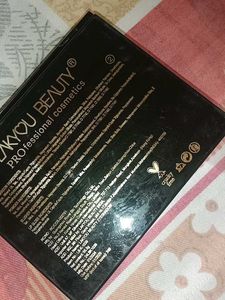 Multicolor Eyeshadow Palette Set