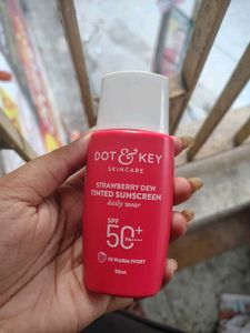 Dot & Key Tinted Sunscreen SPF 50+