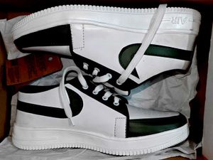 NikeCourt Borough Low Recraft Green Basketball