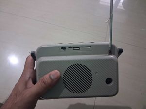 Retro TV Style Mini Speaker - not working