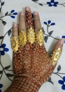 Set of 5 Statement Rings