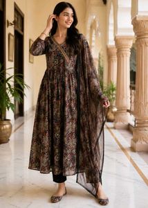 Elegant Floral Print Kurta Set with Dupatta