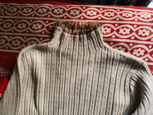 Ribbed lace Knit Mock Neck Sweater