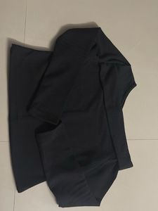 combo of Black Long Sleeve Crop Top And Jeans