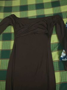 Chic Brown Off-Shoulder Long Sleeve Dress