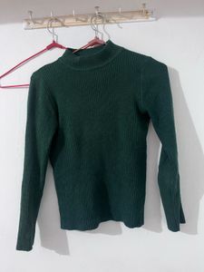 Ribbed knit weater