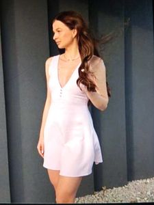 Chic Pink V-Neck Mini Dress