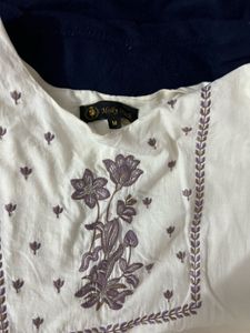 Elegant Floral Print Kurta