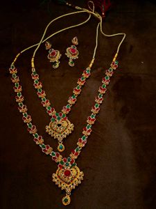 Elegant Gold-Tone Jewelry Set