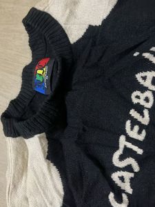 wool sweatshirt/prevents from cold