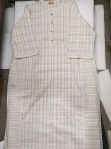 aurelia Classic Beige Checkered Kurta