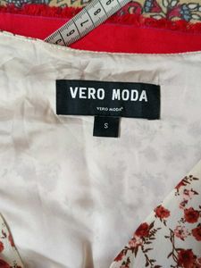 Floral Print V-Neck Blouse