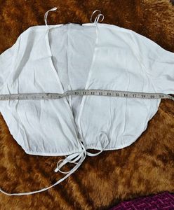 ZARA  White Tie-Front Crop Top