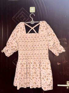 Cute Floral Print Smocked Top
