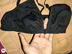 UNUSED LINGERIE BRA 🖤🩷
