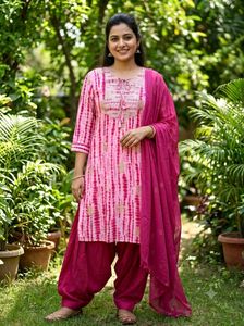 BrandNew PinkTie-DyeEmbrdry Kurta+Patiala