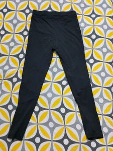 Stylish Black Leggings with Mesh Panels