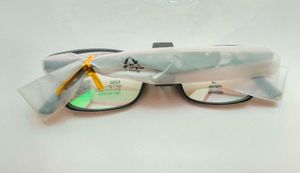 Vincent Chase Black Full Rim Cat Eye